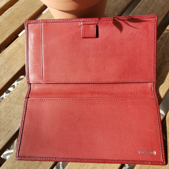 Coach Red/ Burgundy leather Checkbook cover - Picture 3 of 4